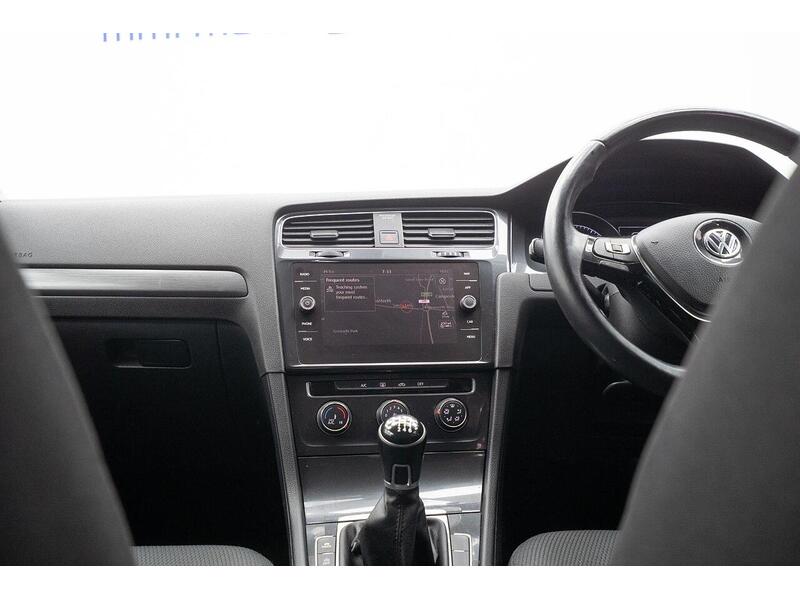 Used Volkswagen Golf 2018 for sale - 76659940: Photo 30