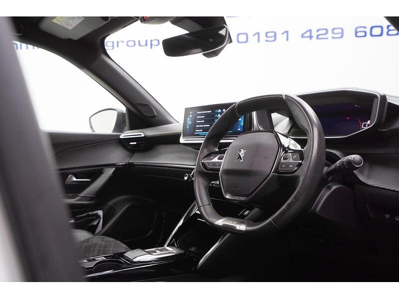 Used Peugeot E-2008 2022 for sale - 77072868: Photo 24