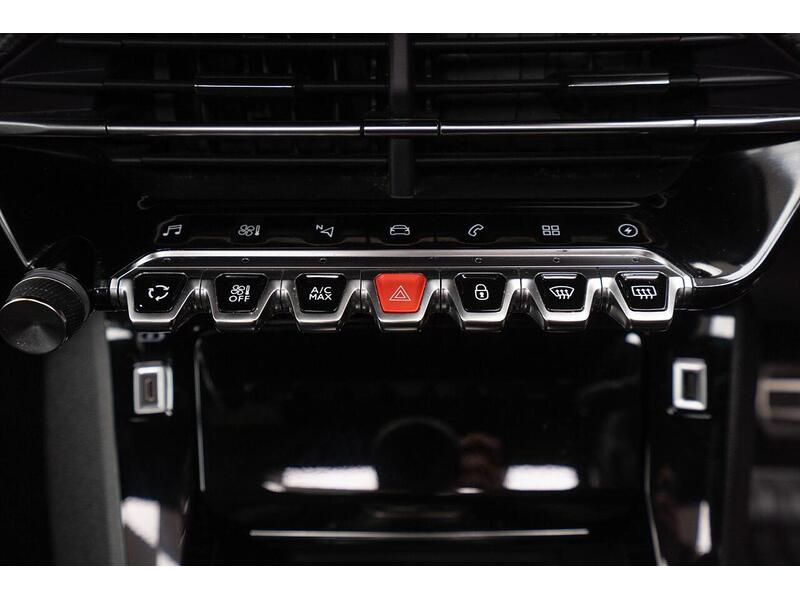 Used Peugeot E-2008 2022 for sale - 77072868: Photo 43