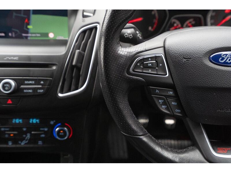 Used Ford Focus 2017 for sale - 76659924: Photo 29