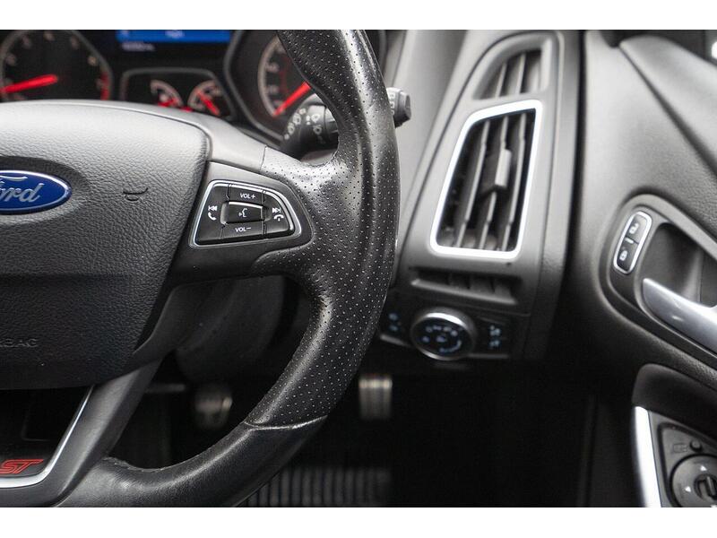 Used Ford Focus 2017 for sale - 76659924: Photo 30