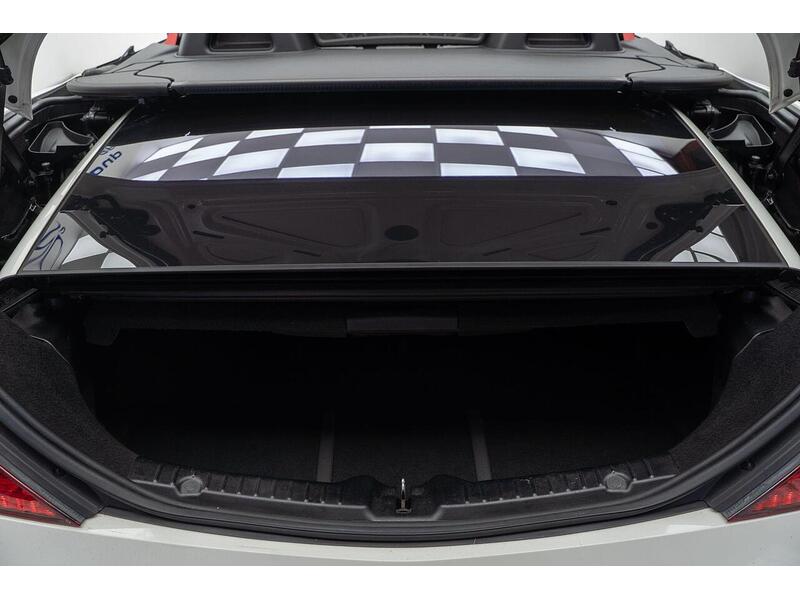 Used Mercedes-Benz SLK 2013 for sale - 76798895: Photo 24