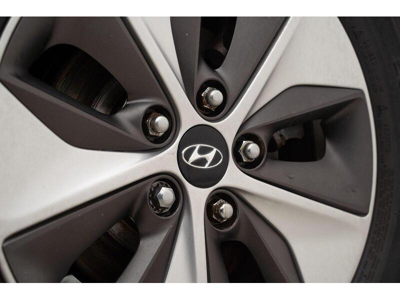 Used Hyundai IONIQ 2019 for sale - 76659951: Photo 18