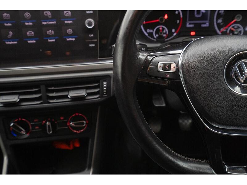 Used Volkswagen Polo 2020 for sale - 76784330: Photo 28