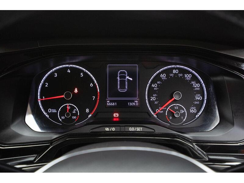 Used Volkswagen Polo 2020 for sale - 76784330: Photo 32