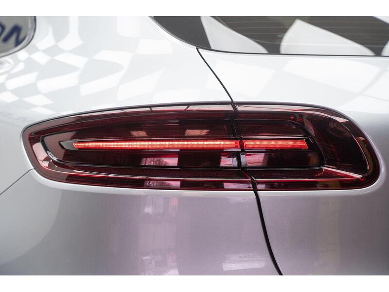 Used Porsche Macan 2018 for sale - 77990193: Photo 17