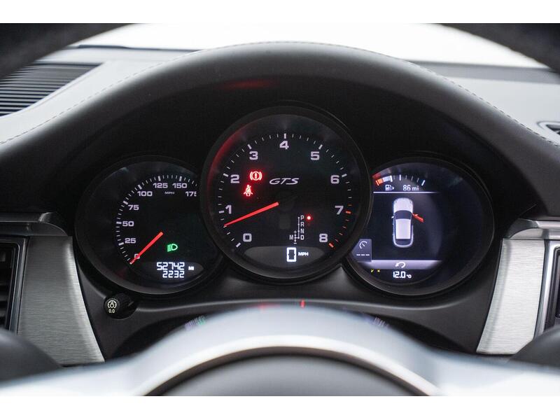 Used Porsche Macan 2018 for sale - 77990193: Photo 35