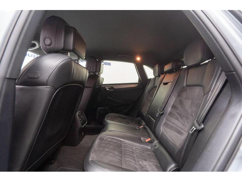 Used Porsche Macan 2018 for sale - 77990193: Photo 50