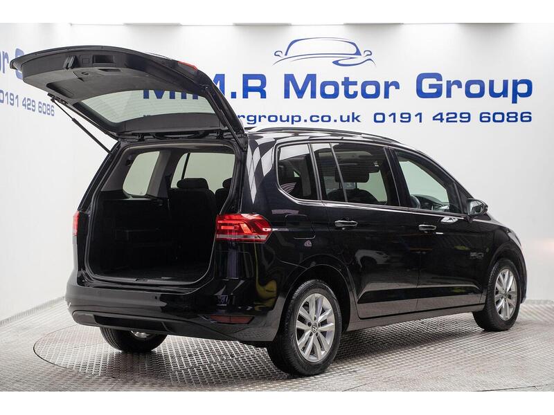 Used Volkswagen Touran for sale - 77947098: Photo 10