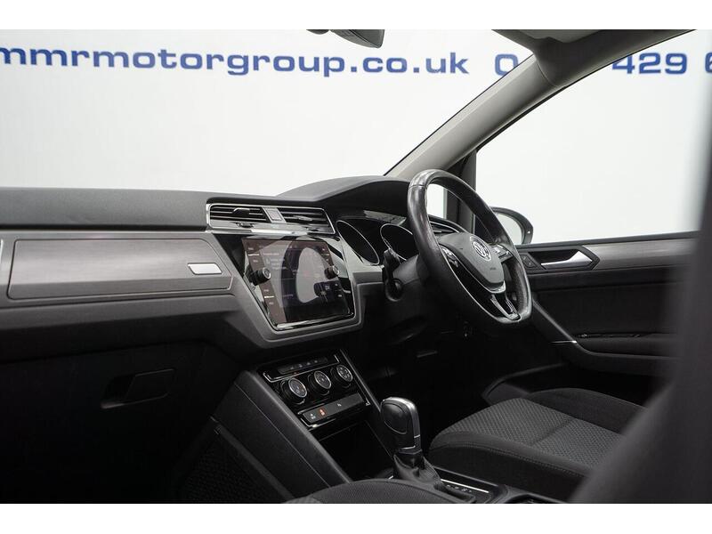 Used Volkswagen Touran for sale - 77947098: Photo 23