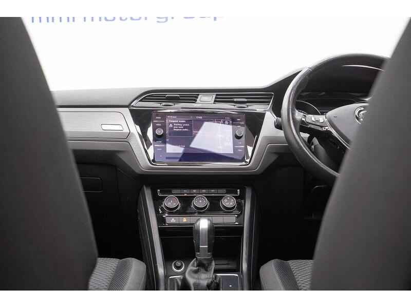 Used Volkswagen Touran for sale - 77947098: Photo 27