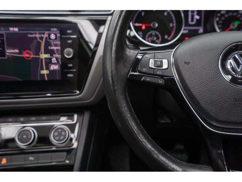 Used Volkswagen Touran for sale - 77947098: Photo 29