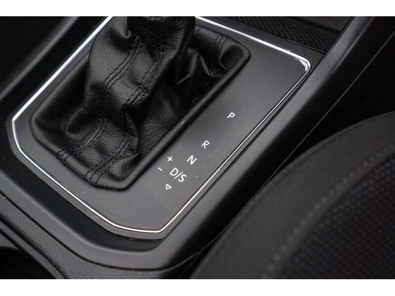 Used Volkswagen Touran for sale - 77947098: Photo 34