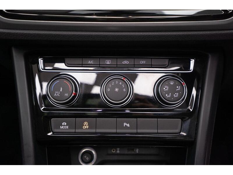 Used Volkswagen Touran for sale - 77947098: Photo 35