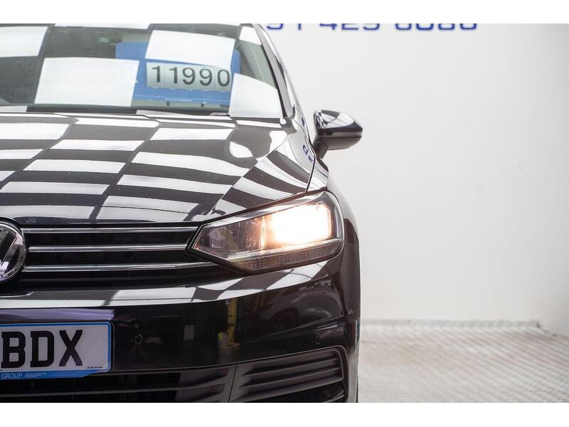 Used Volkswagen Touran for sale - 77947098: Photo 6