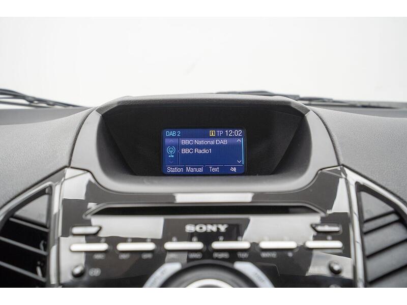 Used Ford Ecosport 2017 for sale - 76659945: Photo 33