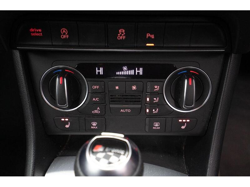 Used Audi Q3 2017 for sale - 77968040: Photo 31