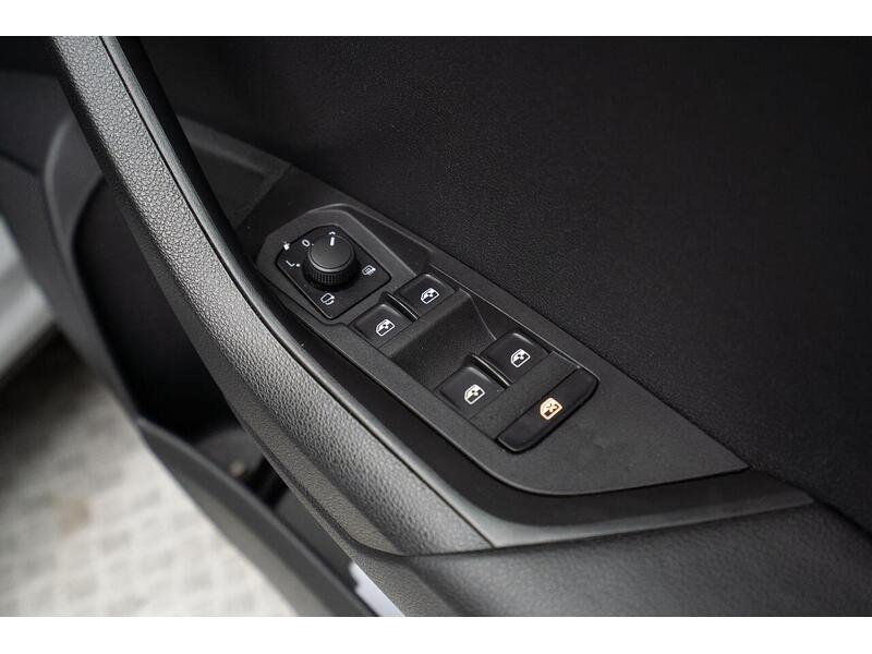 Used Skoda Karoq 2019 for sale - 76659949: Photo 34