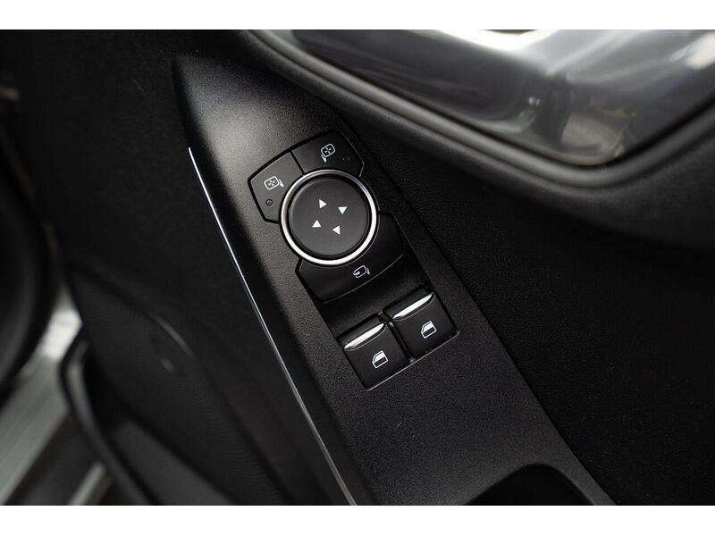 Used Ford Fiesta 2018 for sale - 76659923: Photo 36