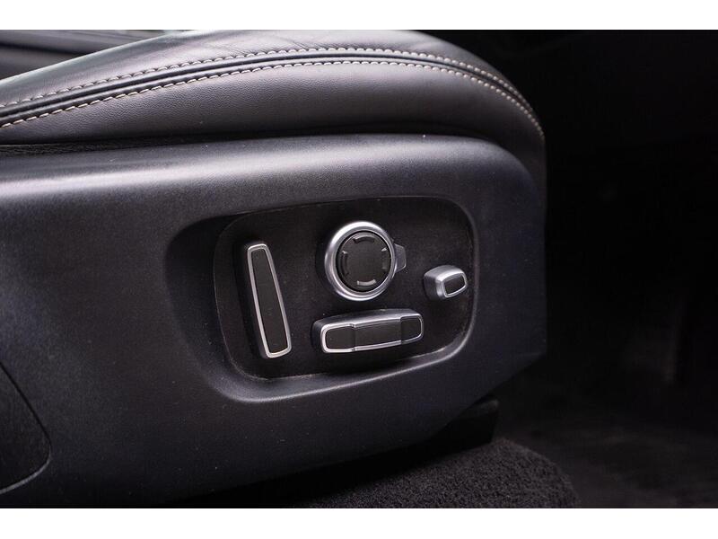 Used Land Rover Range Rover Velar 2019 for sale - 76962826: Photo 45