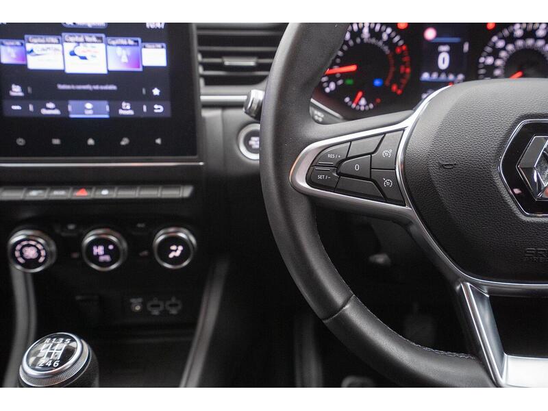 Used Renault Captur 2021 for sale - 76659954: Photo 29