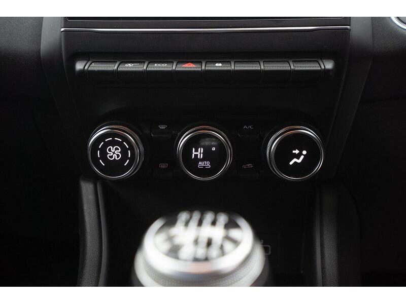 Used Renault Captur 2021 for sale - 76659954: Photo 38