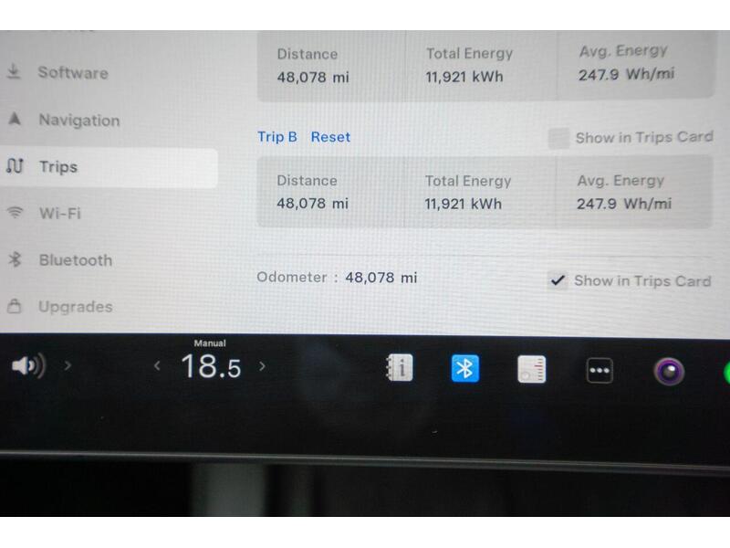 Used Tesla Model 3 2021 for sale - 76659919: Photo 35