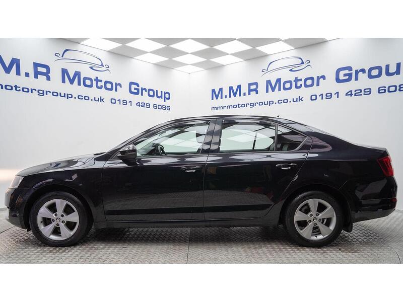 Used Skoda Octavia 2017 for sale - 76659947: Photo 17