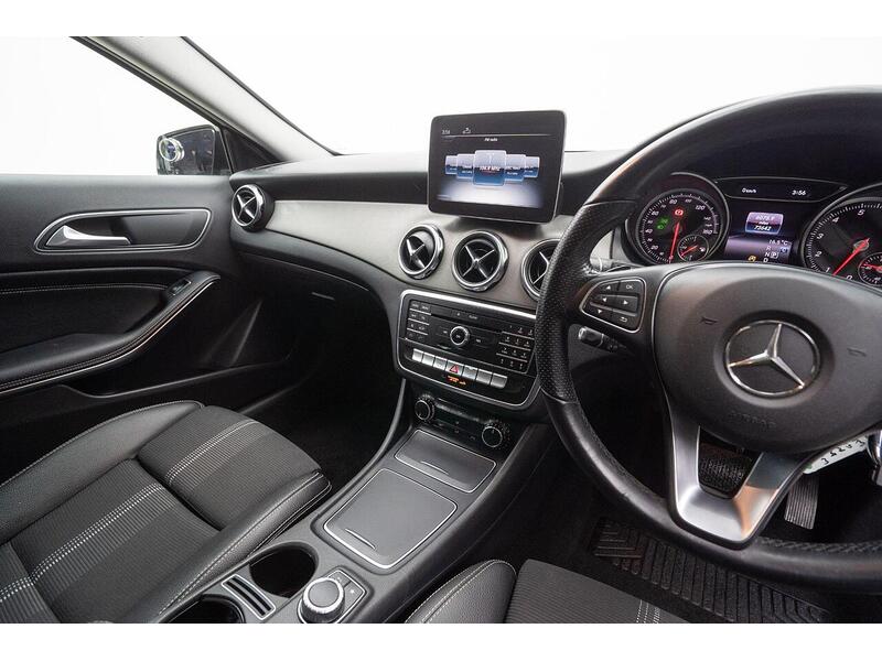 Used Mercedes-Benz GLA 2018 for sale - 76659933: Photo 35