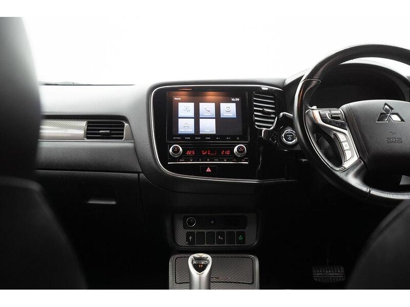 Used Mitsubishi Outlander 2019 for sale - 76659977: Photo 35