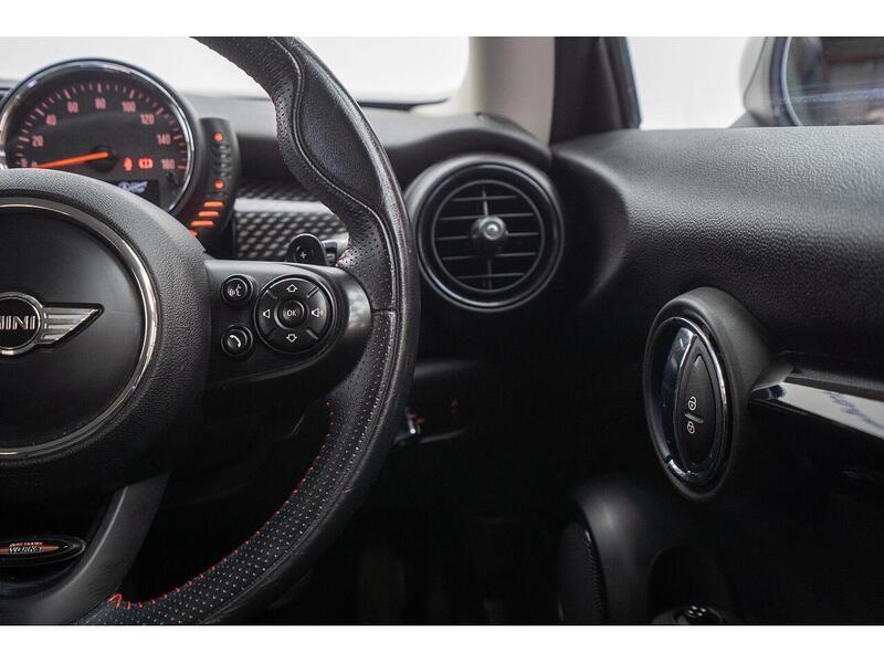 Used MINI Hatch 2017 for sale - 76659978: Photo 35