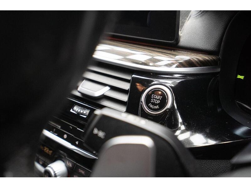 Used BMW 5 Series 2017 for sale - 76798837: Photo 35