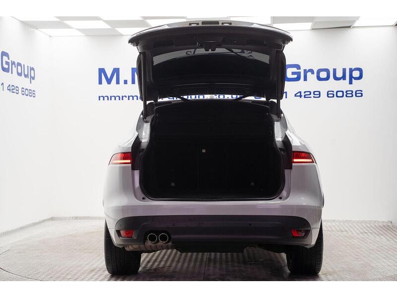 Used Jaguar F-Pace 2016 for sale - 76659910: Photo 12