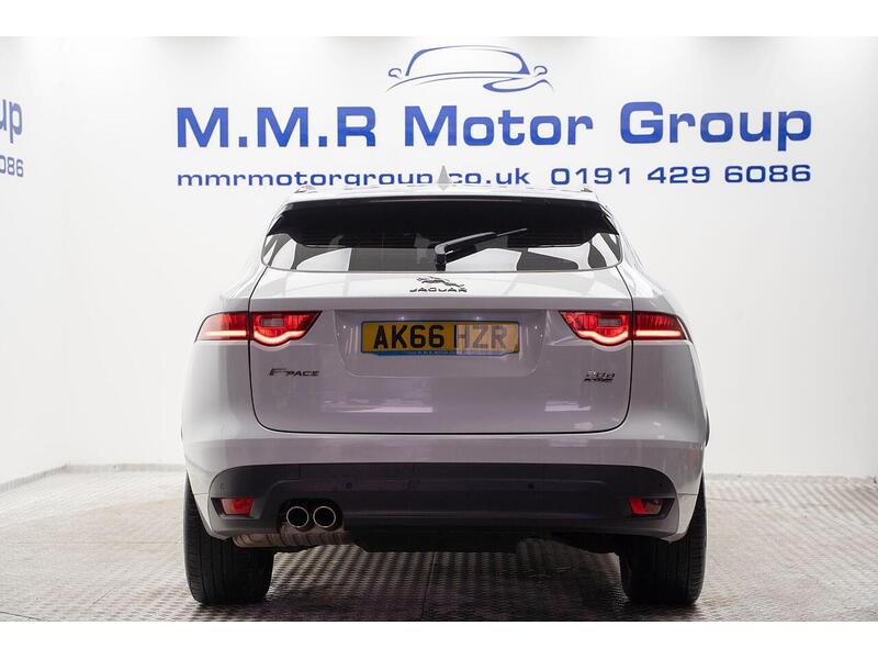 Used Jaguar F-Pace 2016 for sale - 76659910: Photo 14