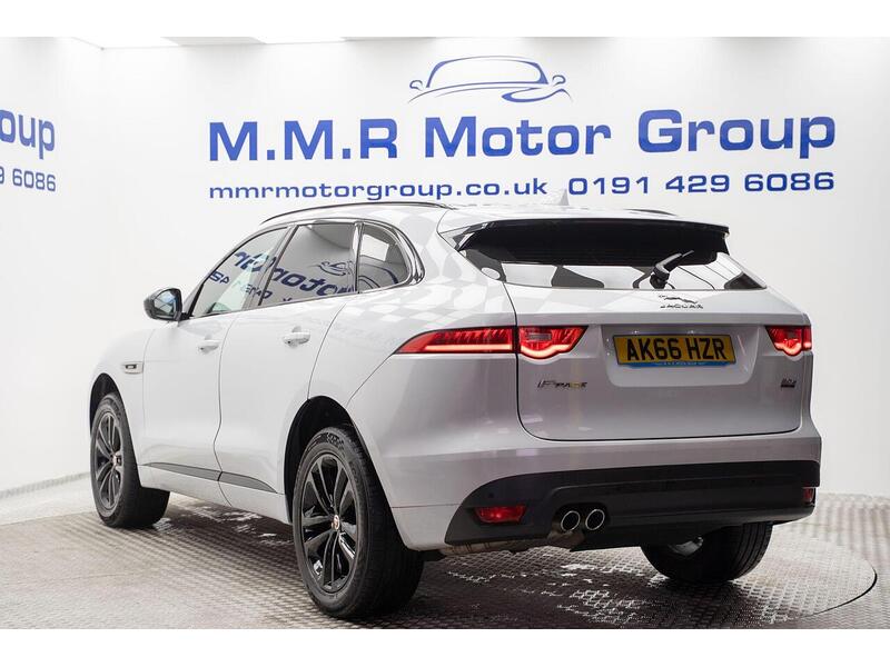 Used Jaguar F-Pace 2016 for sale - 76659910: Photo 16