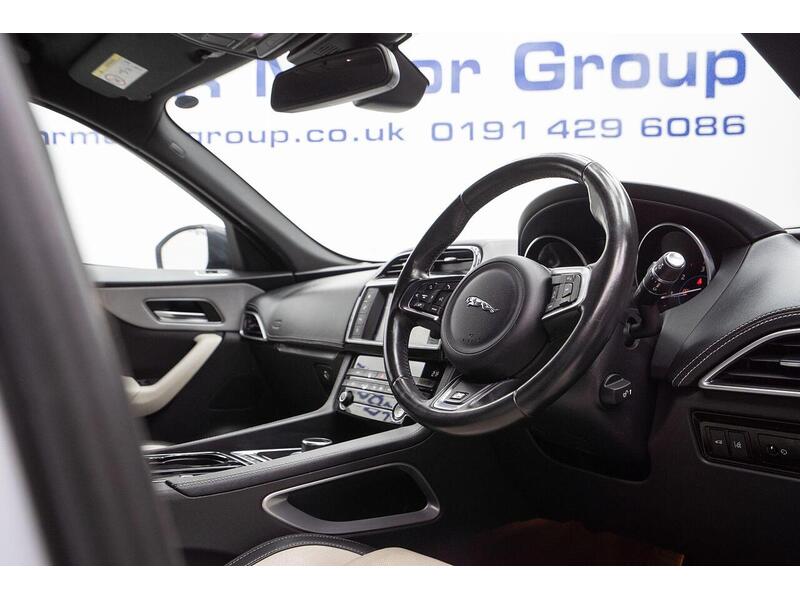 Used Jaguar F-Pace 2016 for sale - 76659910: Photo 21