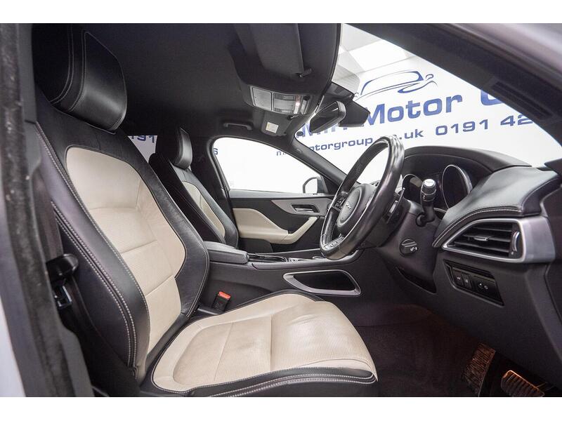 Used Jaguar F-Pace 2016 for sale - 76659910: Photo 22