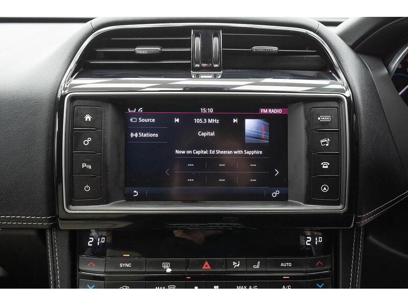 Used Jaguar F-Pace 2016 for sale - 76659910: Photo 33