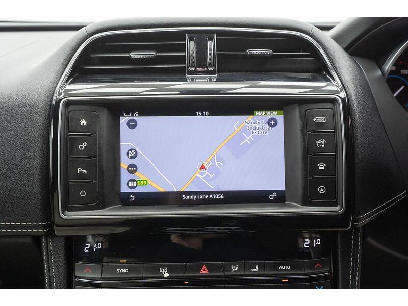 Used Jaguar F-Pace 2016 for sale - 76659910: Photo 34