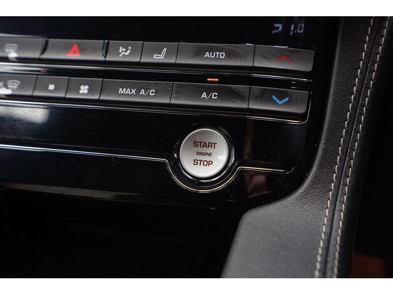 Used Jaguar F-Pace 2016 for sale - 76659910: Photo 37