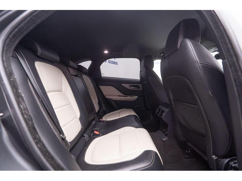 Used Jaguar F-Pace 2016 for sale - 76659910: Photo 42