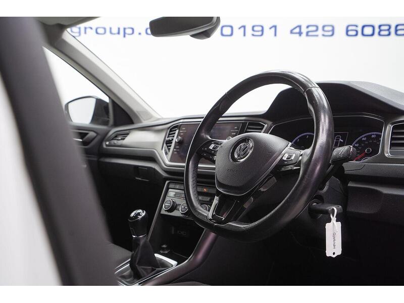 Used Volkswagen T-Roc 2019 for sale - 76659932: Photo 21