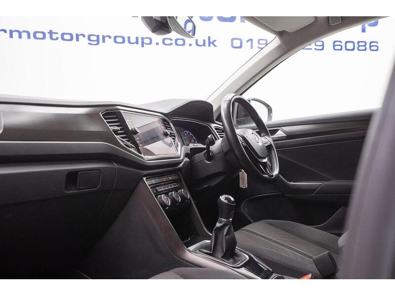 Used Volkswagen T-Roc 2019 for sale - 76659932: Photo 24