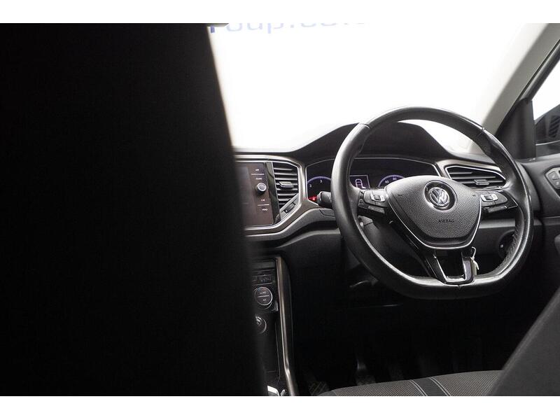 Used Volkswagen T-Roc 2019 for sale - 76659932: Photo 41