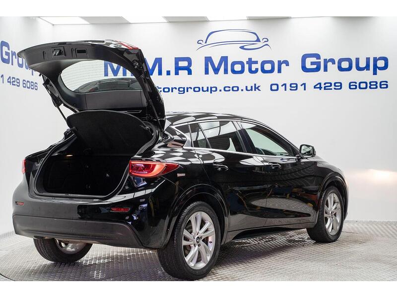 Used Infiniti Q30 2017 for sale - 76659984: Photo 10