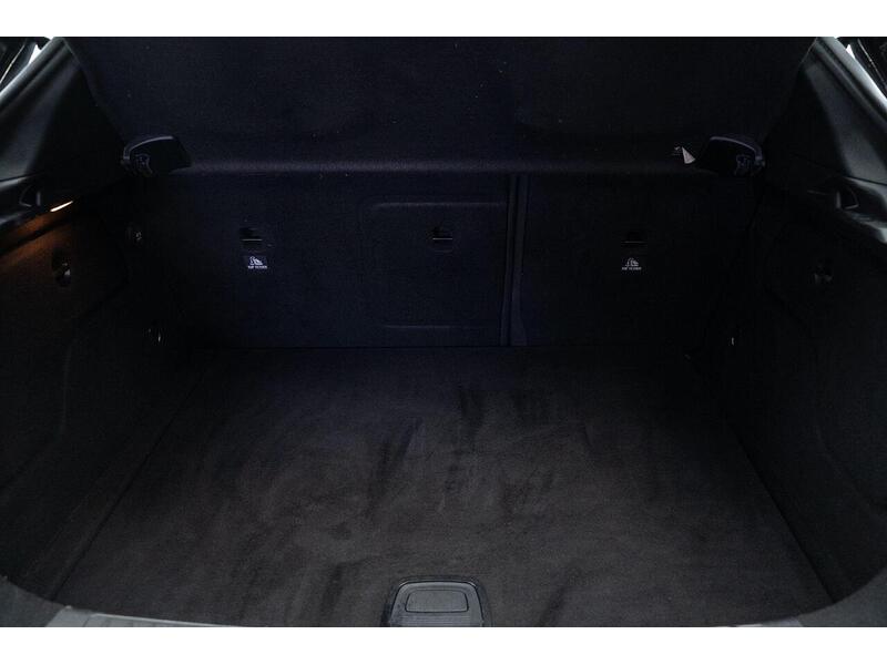 Used Infiniti Q30 2017 for sale - 76659984: Photo 14