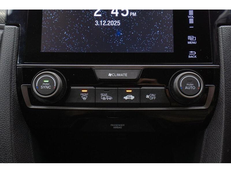 Used Honda Civic 2017 for sale - 76768829: Photo 38