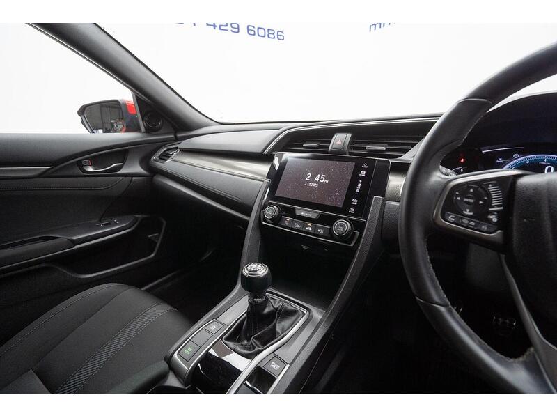 Used Honda Civic 2017 for sale - 76768829: Photo 39