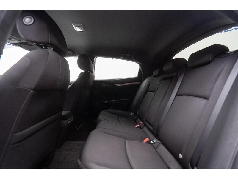 Used Honda Civic 2017 for sale - 76768829: Photo 45