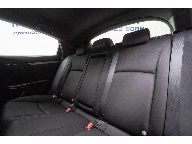 Used Honda Civic 2017 for sale - 76768829: Photo 46